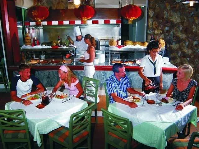 Hl Rondo ホテル 4*